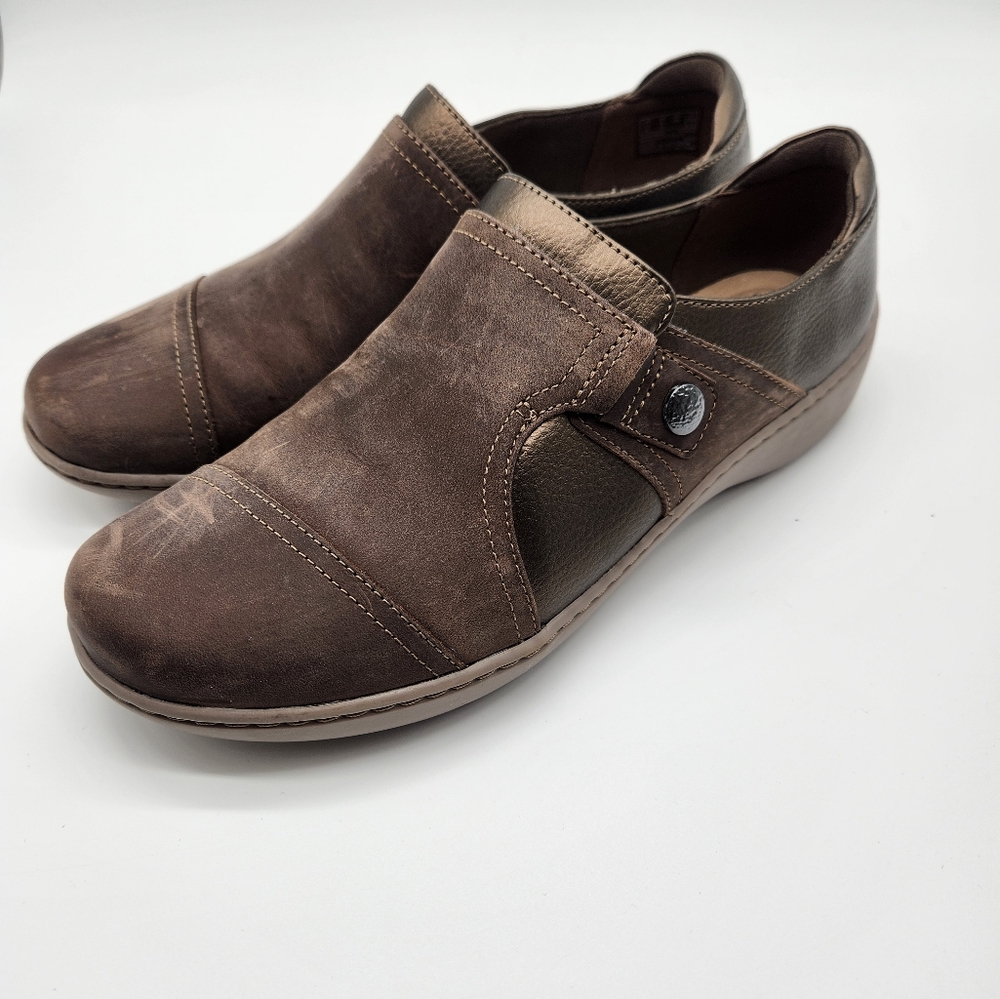 Clarks Leather Cora Poppy Slip On Shoe 8 Wide